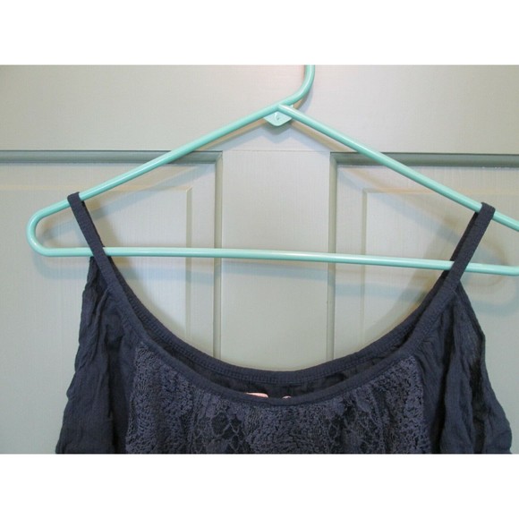Hollister Women's Blue Lace Overlay Strappy Cold Shoulder Crop Top Size S - Picture 2 of 7